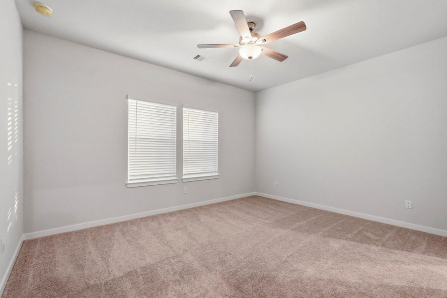 Spacious, unfurnished interior of a new home in Reveille Estates, Bryan (Image 18).