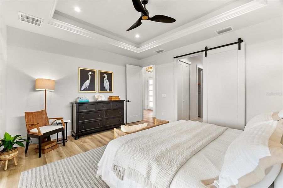 Furnished interior view inside a new home in , Port Charlotte (Image 57).