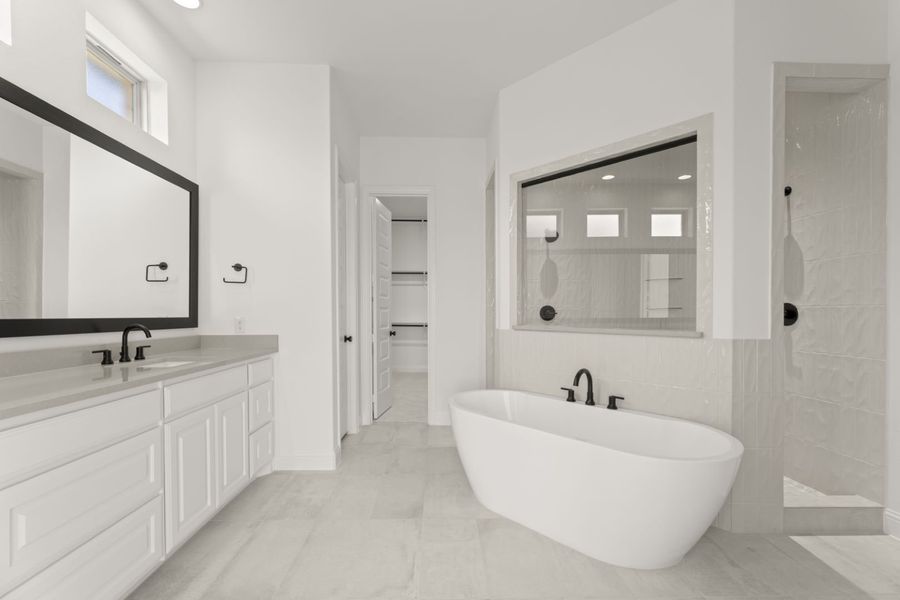 Representative furnished interior of a home built from the Somerset by Windsor Homes in Winding Creek, Rockwall (Image 12).