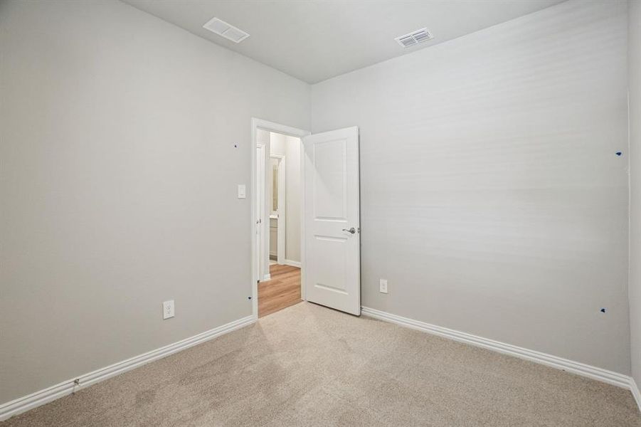 Photo is not of the actual home, but is an inspirational photo of builder’s model home and may depict options, furnishings, and/or decorator features that are not included. Photo is not of the actual home, but is an inspirational photo of builder’s model home and may depict options, furnishings, and/or decorator features that are not included.