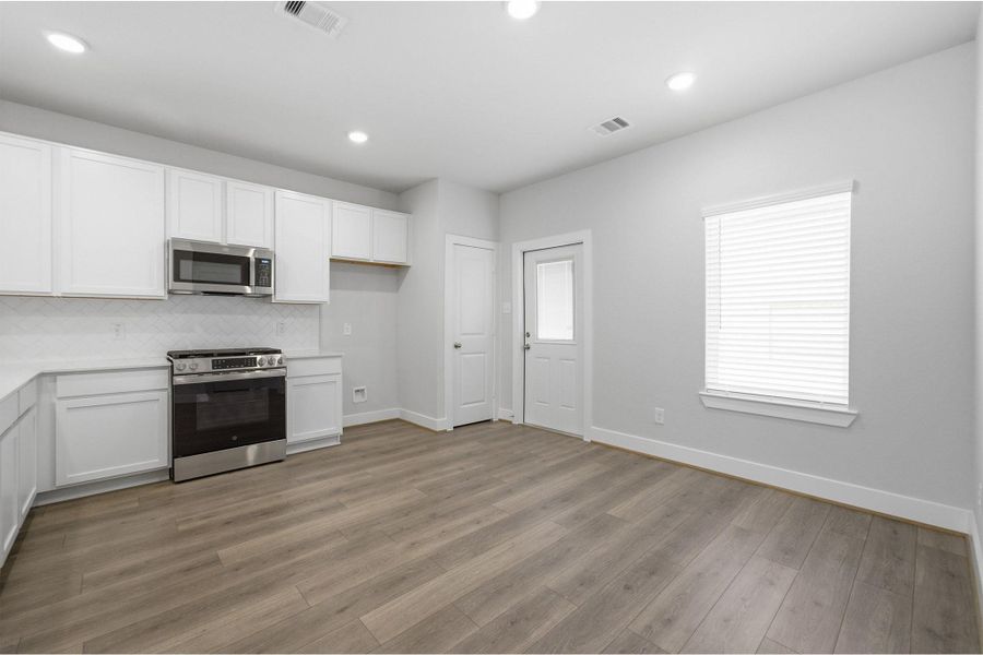 Image 27 of a home in Bay Creek.