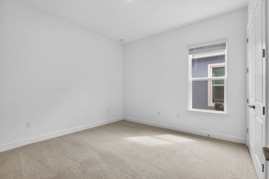 Spacious, unfurnished interior of a new home in Center Lake Ranch Community Group Page, St. Cloud (Image 28).