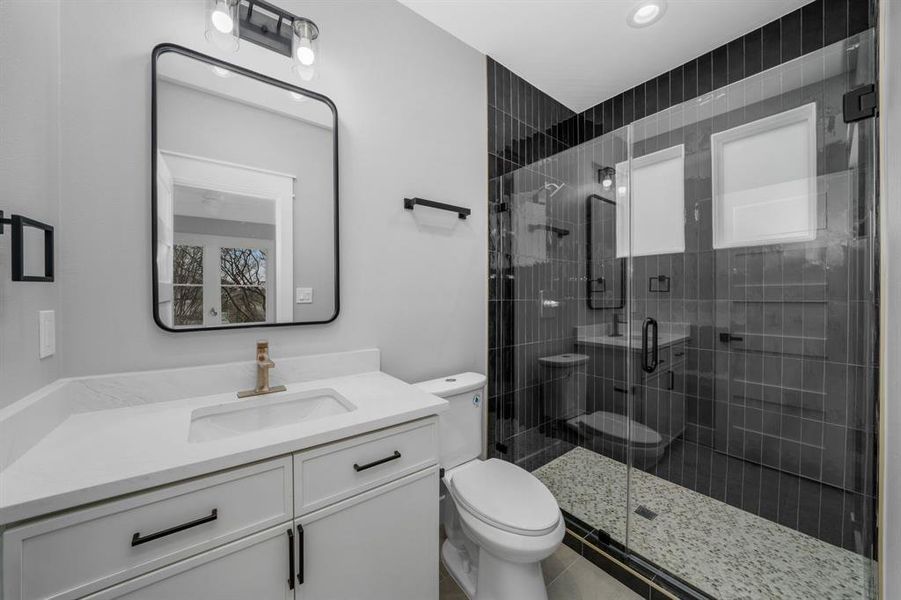 Furnished interior view inside a new home in , Dallas (Image 30). Furnished interior view inside a new home in , Dallas (Image 30).