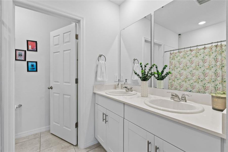 Furnished interior view inside a new home in , Winter Haven (Image 15). Furnished interior view inside a new home in , Winter Haven (Image 15).