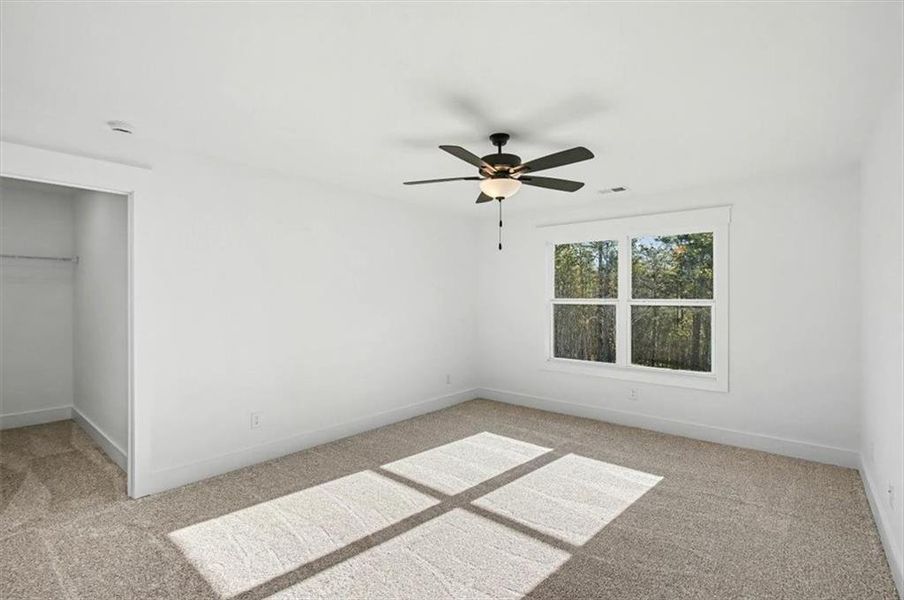 Spacious, unfurnished interior of a new home in , Waleska (Image 16).