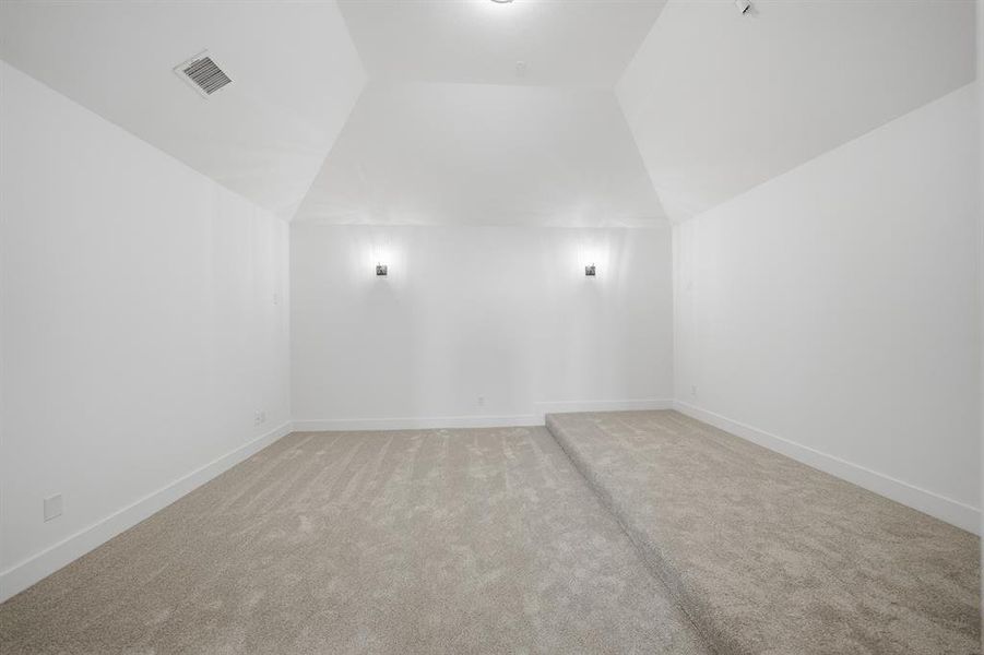 Spacious, unfurnished interior of a new home in Estates at Rockhill, Frisco (Image 28). Spacious, unfurnished interior of a new home in Estates at Rockhill, Frisco (Image 28).