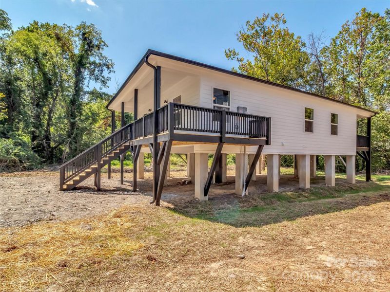 Image 14 of a home in .