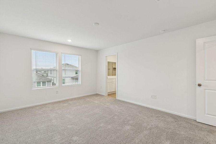 Spacious, unfurnished interior of a new home in Decker Farms, Magnolia (Image 19).