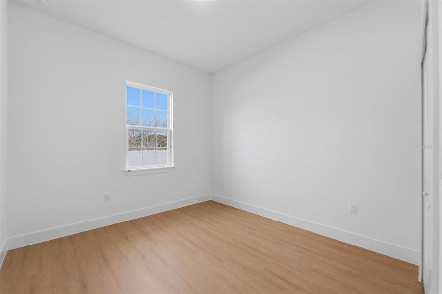 Spacious, unfurnished interior of a new home in , Ocala (Image 15).