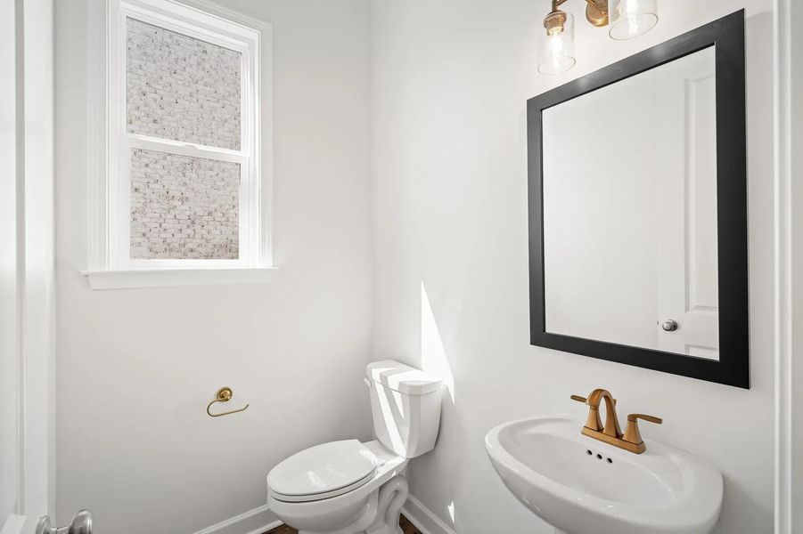 The Brookston E Bathroom