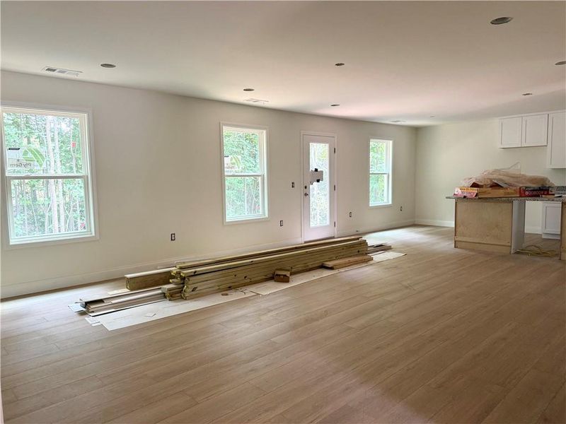 Image 14 of a home in . Image 14 of a home in .