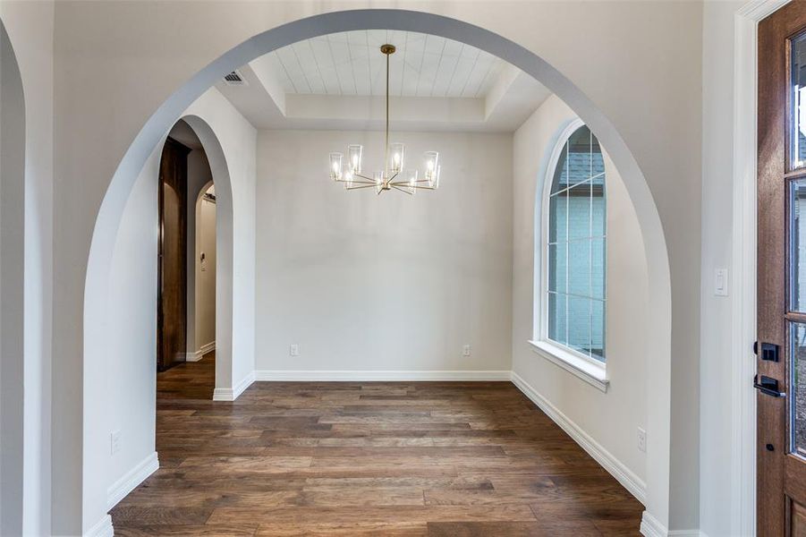 Spacious, unfurnished interior of a new home in , Aledo (Image 21).