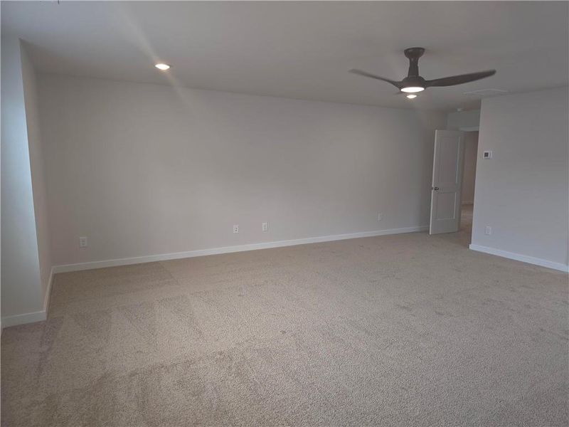 Spacious, unfurnished interior of a new home in Southern Hills, McDonough (Image 19).