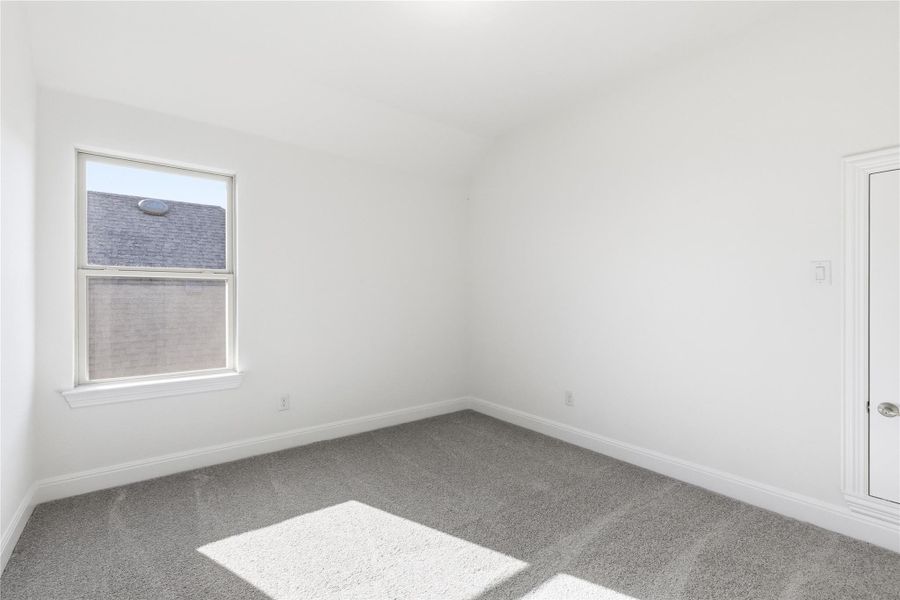 Spacious, unfurnished interior of a new home in Retreat at San Gabriel, Georgetown (Image 21).