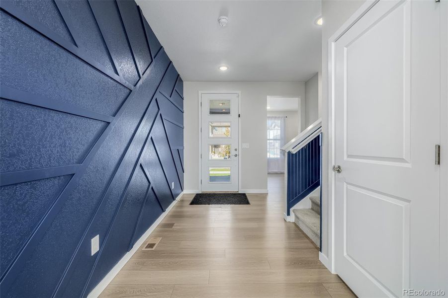 Spacious, unfurnished interior of a new home in , Aurora (Image 19).