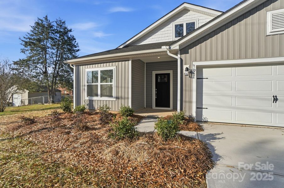 Exterior details and patio area of a home in , Cherryville (Image 1).