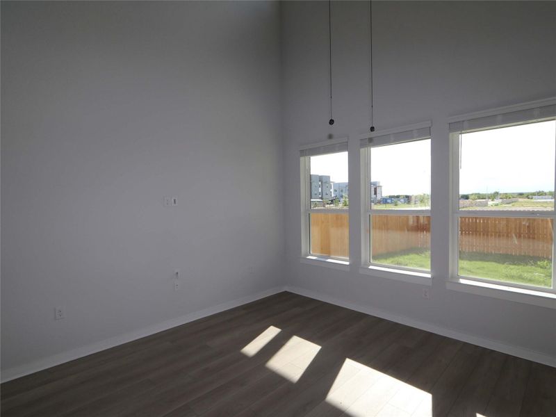 Image 26 of a home in Estancia West.