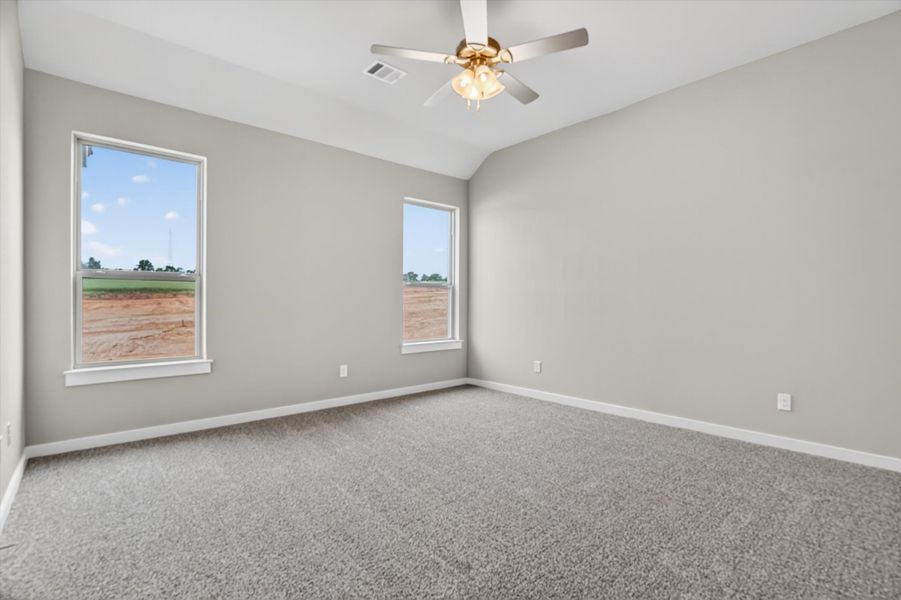 Spacious, unfurnished interior of a new home in Terra Vista Estates, Springtown (Image 53).