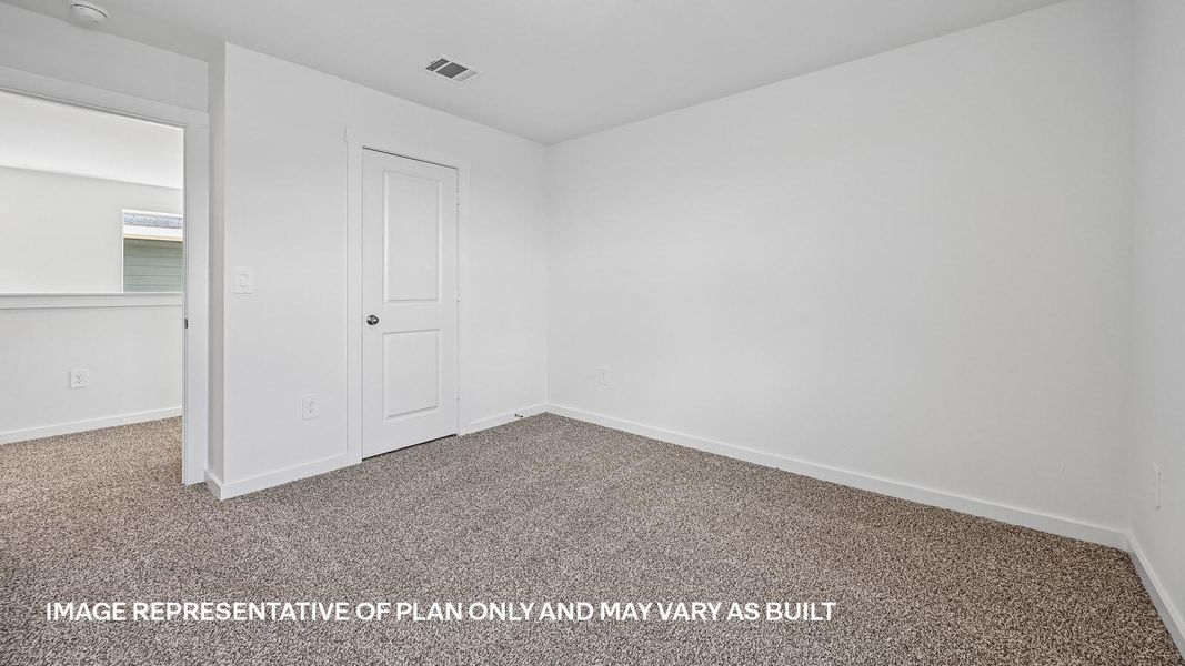 Spacious, unfurnished interior of a new home in Frontier, Mustang Ridge (Image 30).