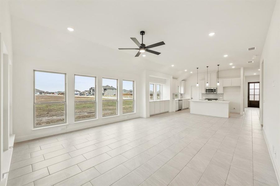 Spacious, unfurnished interior of a new home in Grand Heritage, Lavon (Image 32).