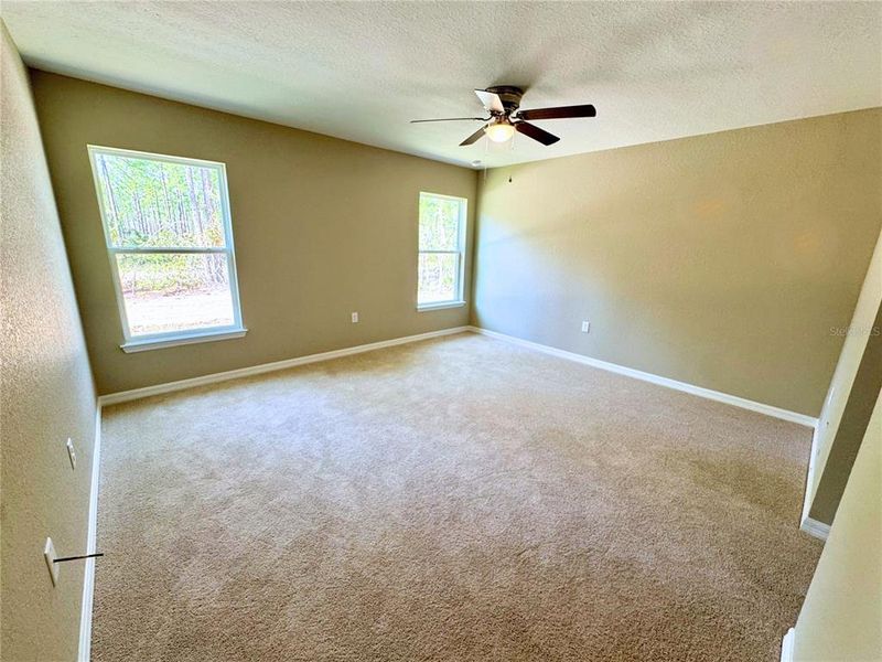 Spacious, unfurnished interior of a new home in , Dunnellon (Image 17).