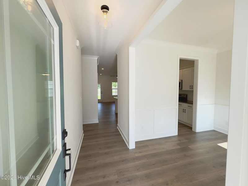 Spacious, unfurnished interior of a new home in Autumn Trail, Bolivia (Image 13).