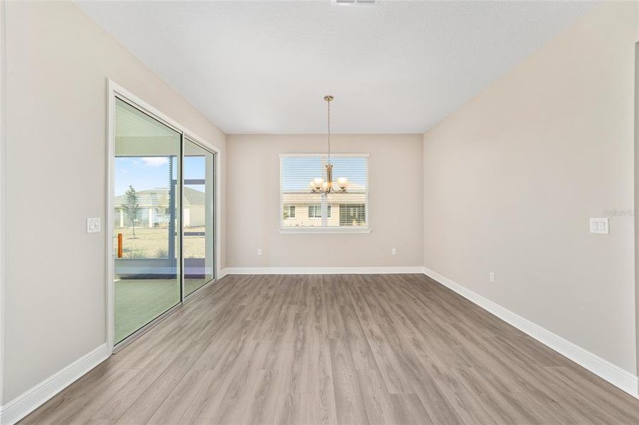 Spacious, unfurnished interior of a new home in , Ocala (Image 18).