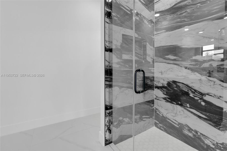 Close-up of interior finishes inside a home in , Lehigh Acres (Image 18). Close-up of interior finishes inside a home in , Lehigh Acres (Image 18).