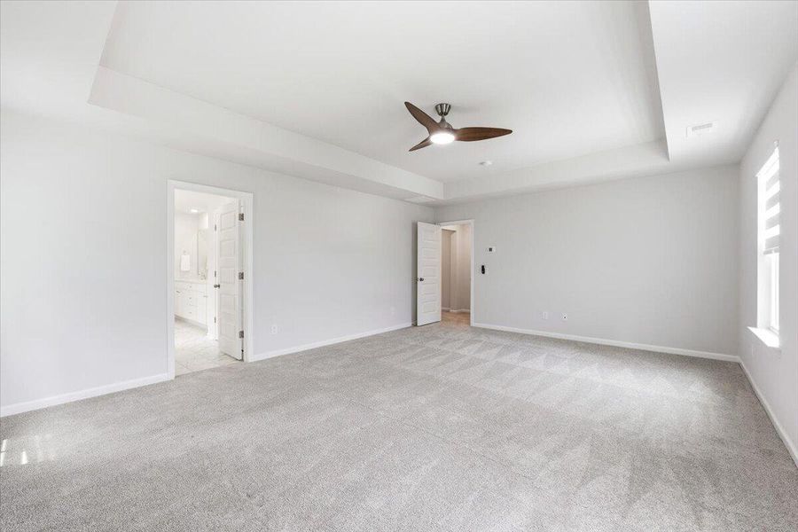 Spacious, unfurnished interior of a new home in Limehouse Village: Arbor Series, Summerville (Image 56).