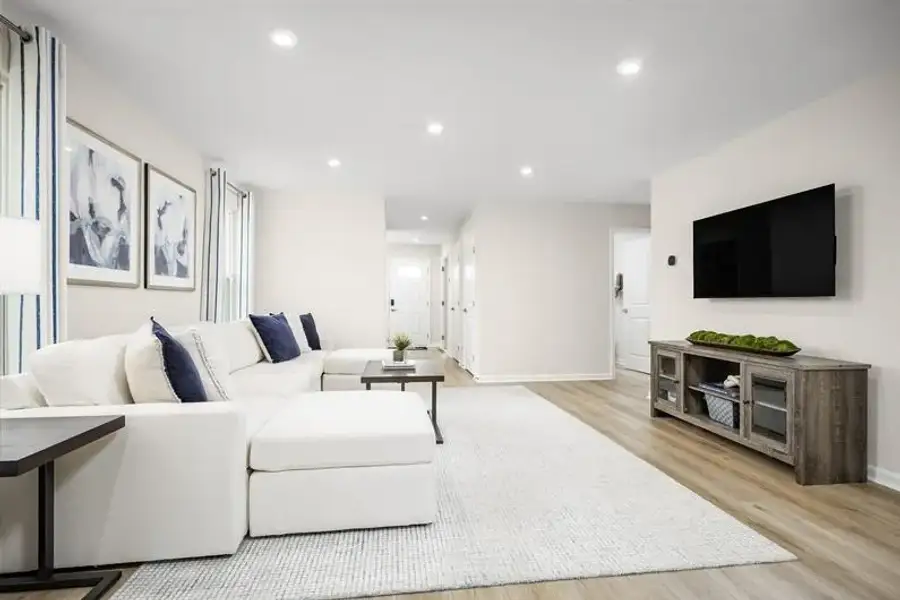 Furnished interior view inside a new home in Stanford Village, Lyman (Image 7).