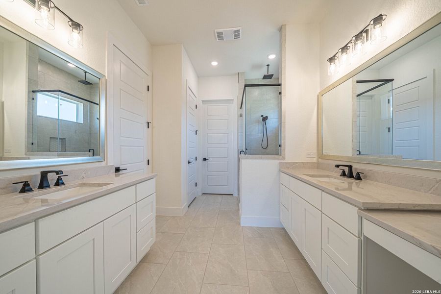 Furnished interior view inside a new home in , Kerrville (Image 11).