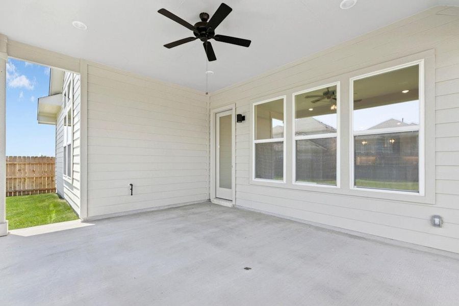 Image 29 of a home in University Heights.