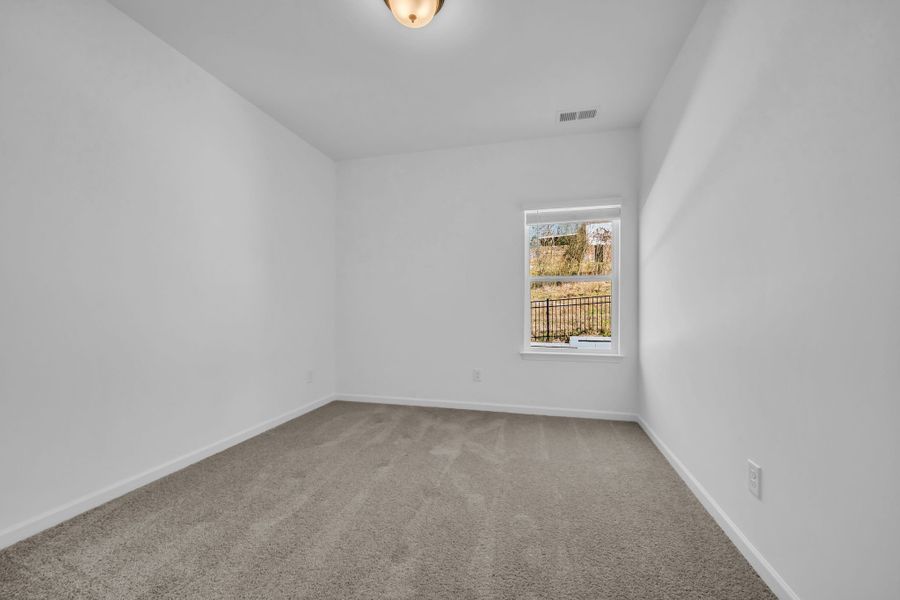 Spacious, unfurnished interior of a new home in Ironhorse, Dickson (Image 25).