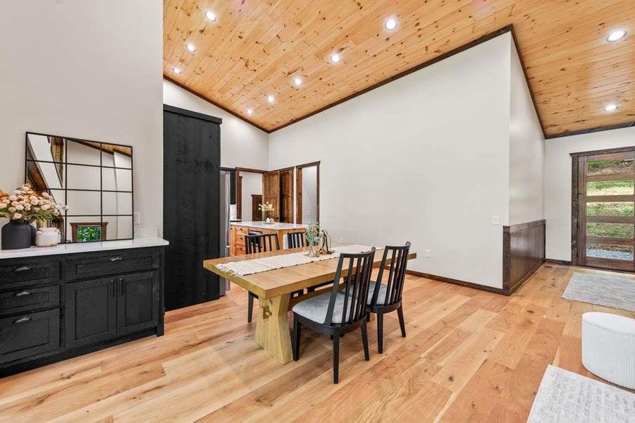 Furnished interior view inside a new home in , Blue Ridge (Image 62).