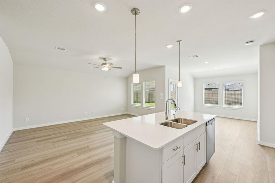 Photo is not of the actual home, but is an inspirational photo of builder’s model home and may depict options, furnishings, and/or decorator features that are not included Photo is not of the actual home, but is an inspirational photo of builder’s model home and may depict options, furnishings, and/or decorator features that are not included