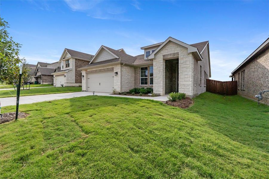 Exterior details and patio area of a home in Liberty Pointe, Gainesville (Image 19). Exterior details and patio area of a home in Liberty Pointe, Gainesville (Image 19).