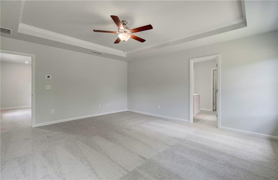 Spacious, unfurnished interior of a new home in Enclave at Evergreen, Fairburn (Image 27).