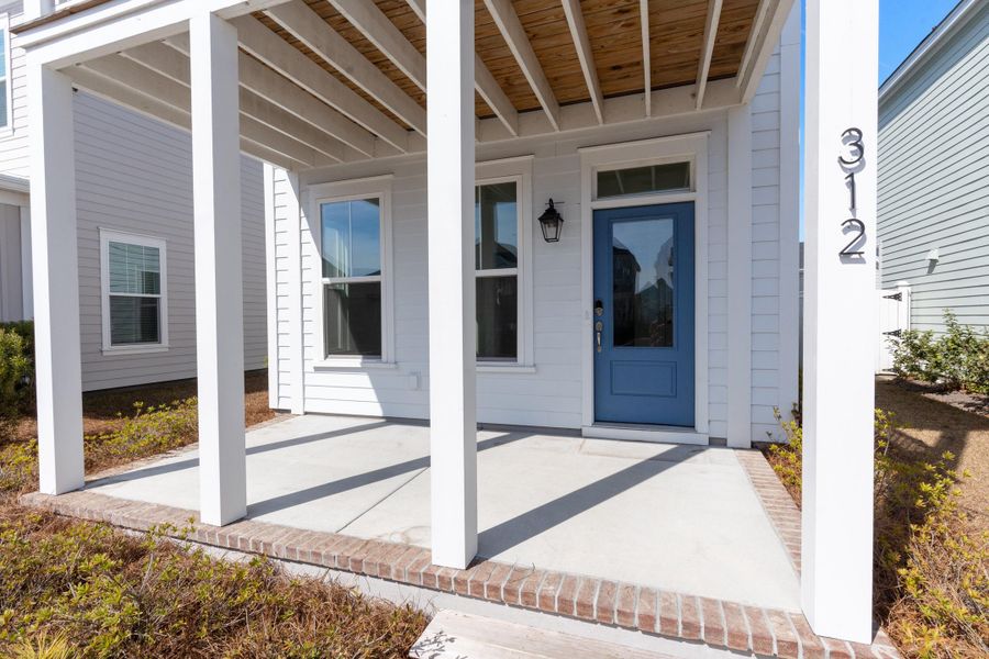 Exterior details and patio area of a home in , Summerville (Image 4).