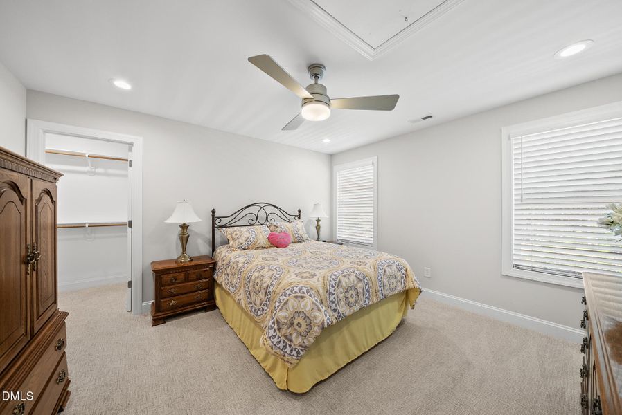 8420 Adagio Cir