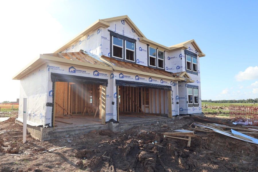 Two story home with 5 beds, 3 baths, and 3 car garage