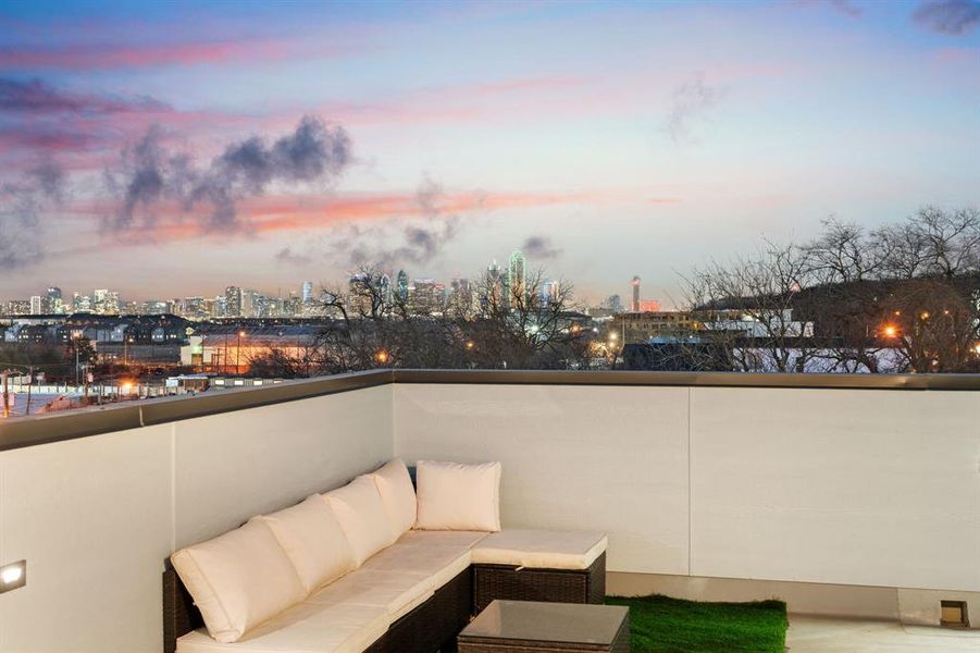 Level Four Sky Lounge