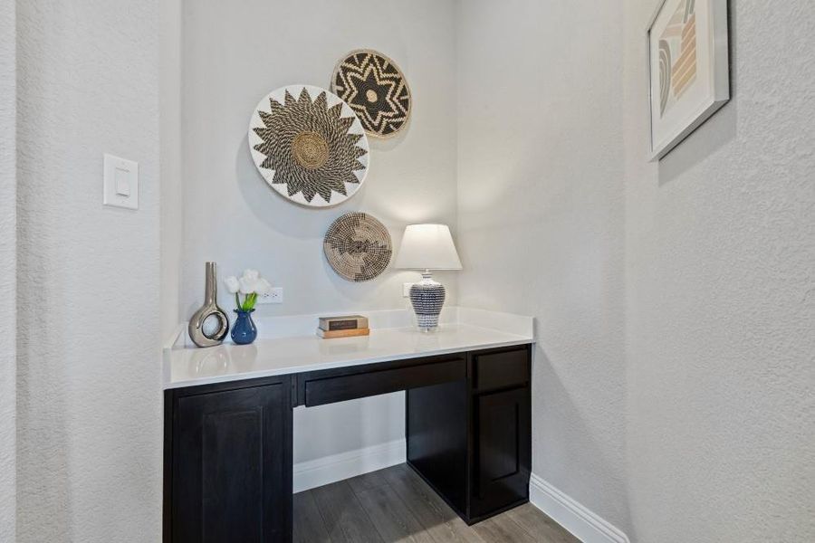 Furnished interior view inside a new home in Lakeview Pointe, Grand Prairie (Image 25).