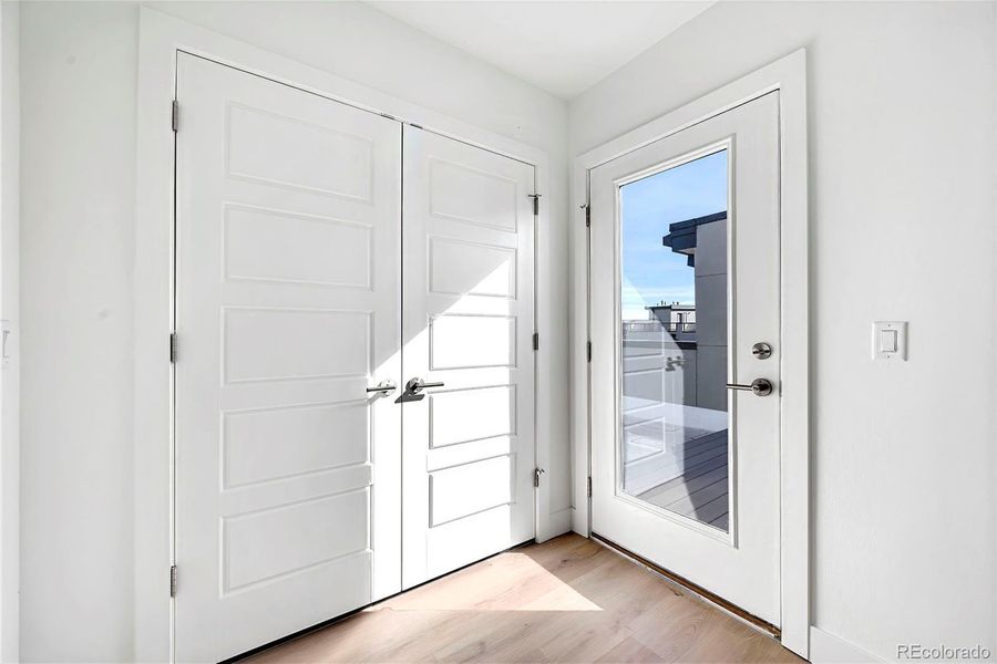 Spacious, unfurnished interior of a new home in , Denver (Image 26).