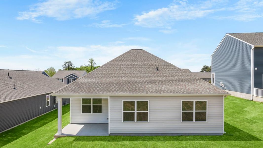 Exterior details and patio area of a home in Sage Grove, Lyman (Image 3).