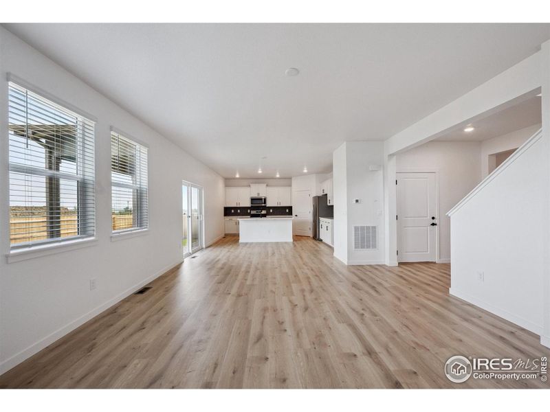 Spacious, unfurnished interior of a new home in Hansen Farm, Fort Collins (Image 21).