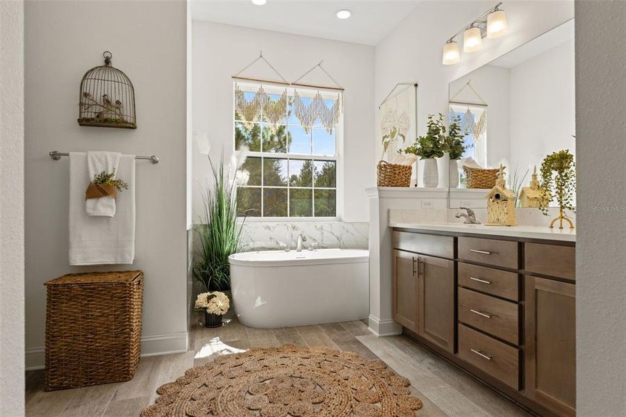 Furnished interior view inside a new home in , Lecanto (Image 13).