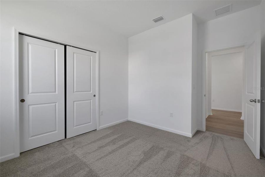 Spacious, unfurnished interior of a new home in Seaport Village, Tavares (Image 24).
