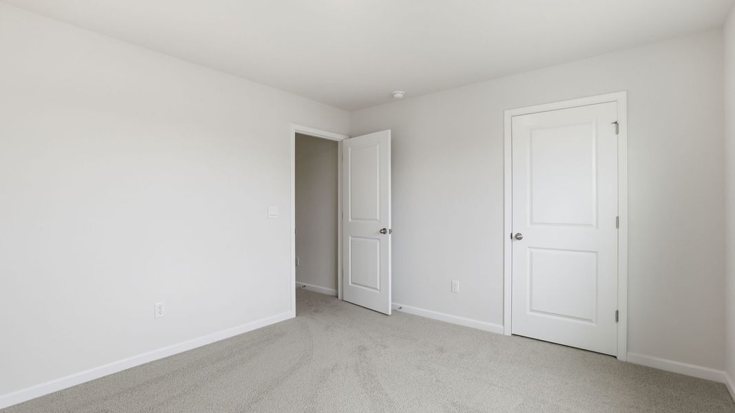 Spacious, unfurnished interior of a new home in Spring Ridge, Anderson (Image 33).