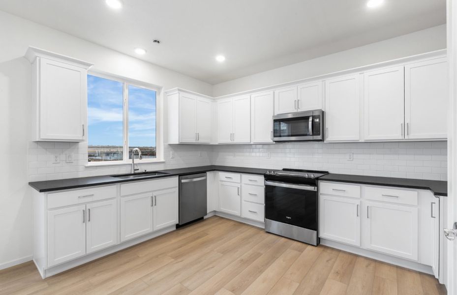 Furnished interior view inside a new home in Wolf Creek Run West, Strasburg (Image 9). Furnished interior view inside a new home in Wolf Creek Run West, Strasburg (Image 9).