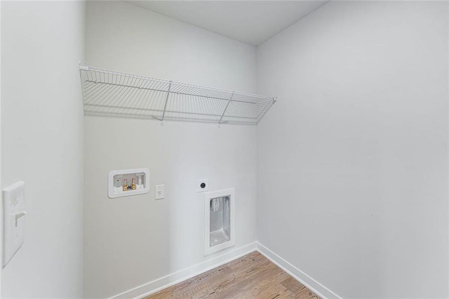 Spacious, unfurnished interior of a new home in Parkview Estates, South Fulton (Image 23).